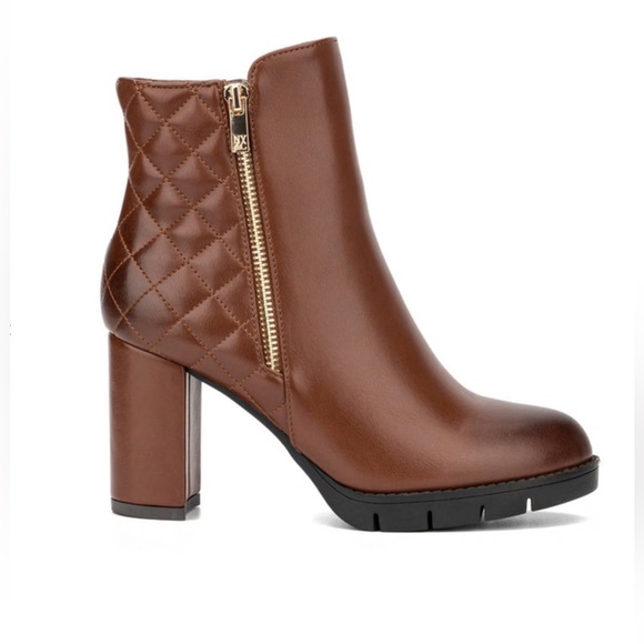 WOMEN'S NEW YORK AND COMPANY EMMALYNN HEELED BOOTIES - Picture 1 of 11